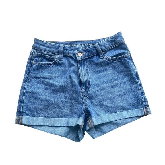 American Eagle jeans . Mom Jeans High Rise - Picture 1 of 5